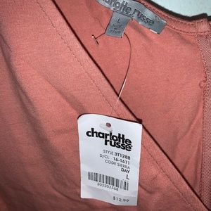 Vneck crop too with zipper